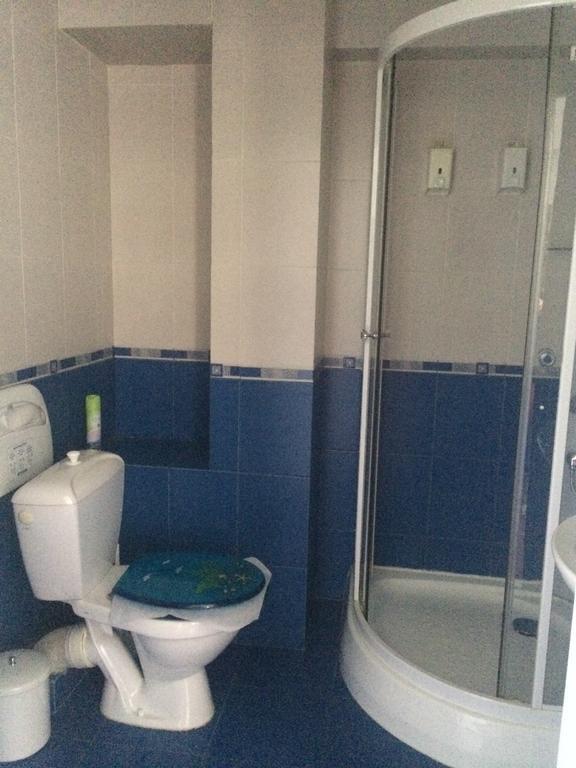 Berkana Hotel Алма Ата Стая снимка