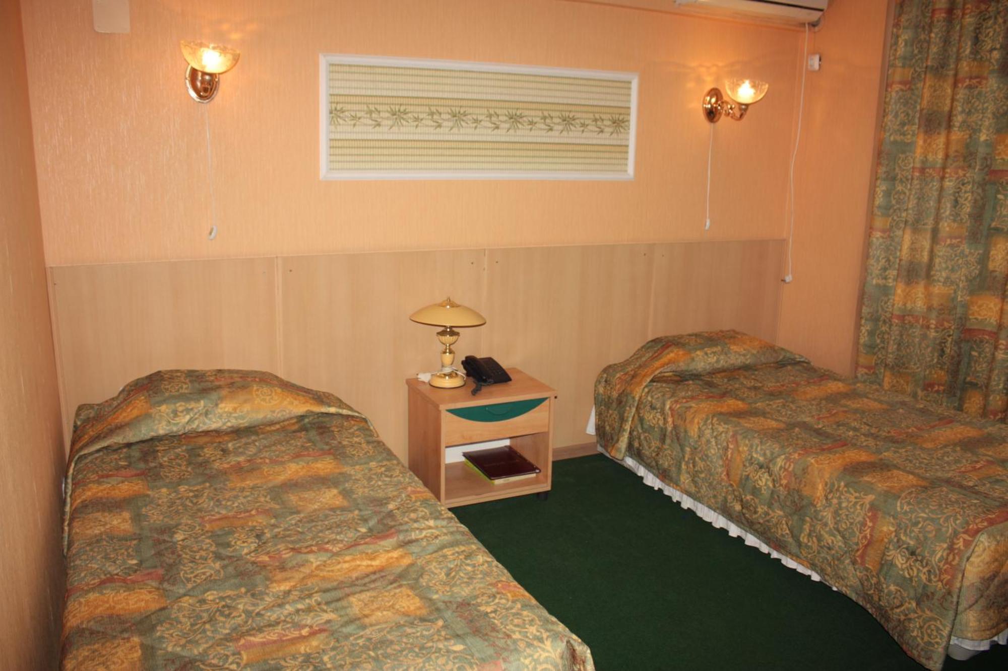 Berkana Hotel Алма Ата Екстериор снимка