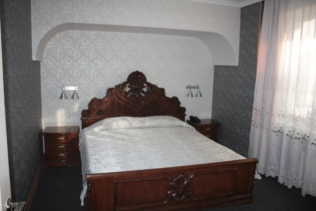Berkana Hotel Алма Ата Стая снимка